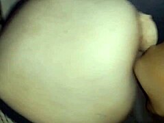 Min stedmors hore får sin røv fyldt med sperm