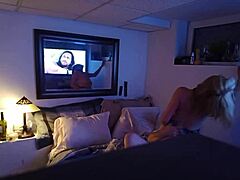 Σεξουαλική ταινία MILF με μεγάλα βυζιά από το Κεμπέκ