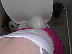 Submissive mommy takes a cock up her ass and gets peed on