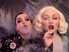 Arya Grander și Dredda Dark joacă într-un videoclip pervers cu dominație lesbiană de fetiș de două ore