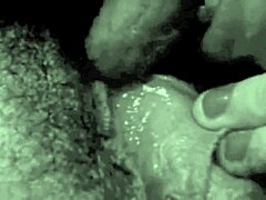 Retro fafanje in seksanje z zrelim starim dekletom v tem staromodni porno videu