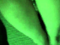 Vídeo anal caseiro de MILFs amadoras termina com ação boca a boca