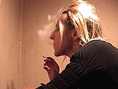 แมรี่ แมดดิสันหลงใหลกับการสูบบุหรี่และการมีเพศสัมพันธ์ในที่สาธารณะ