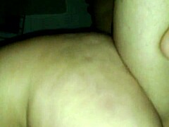 Esposa amateur con grandes tetas y gran culo se pone salvaje y traviesa